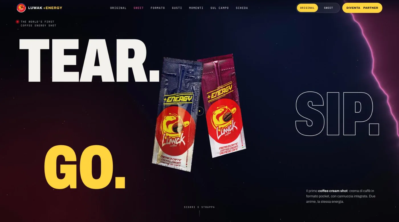 Sito 3D di LUWAK +Energy: le due bustine in 3D tra le scritte Tear, Sip, Go